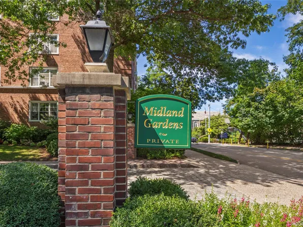 8 Midland Gardens #3i, Bronxville, NY 10708