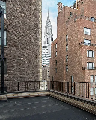 Sold by Corcoran | media 29