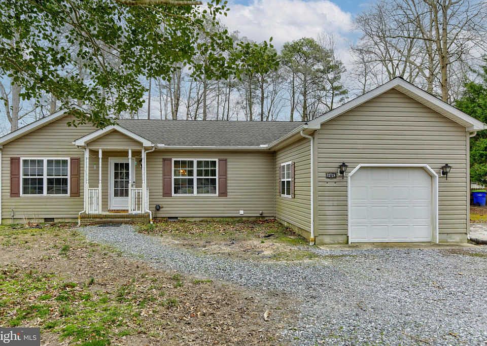 1st image of 32724 E Albemarle Ct