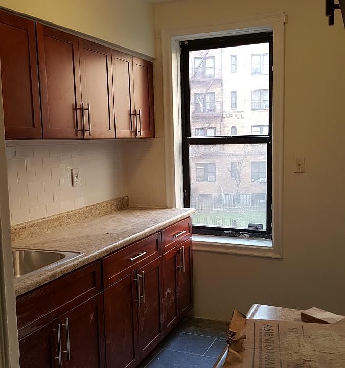 2nd image of 3830 Bronx Blvd APT 1D
