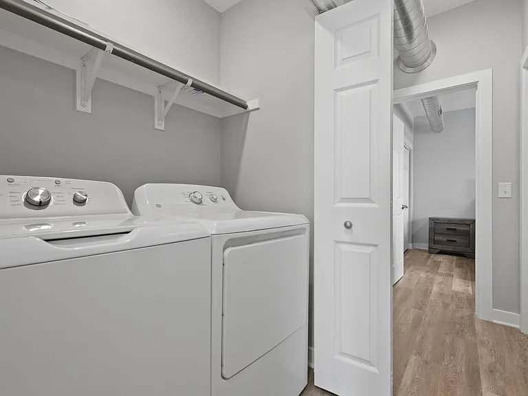 21 W 16th Street21 B02 Indianapolis #STREET21-B02 — Photo 13