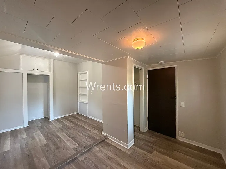 512 E Liberty Ave — Photo 11