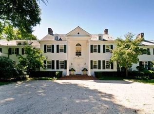 3 Longridge Ln, Glen Head, NY 11545