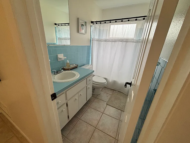 430 Coconut Dr — Photo 8