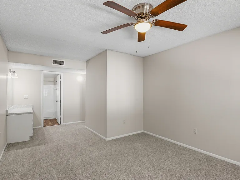Welcome to Wymore 360 Apartments, where modern living meets comfort. Enjoy spacious layouts, stylish finishes, and ample natural light in every room. Elevate your lifestyle today! Schedule a tour to see your new home.