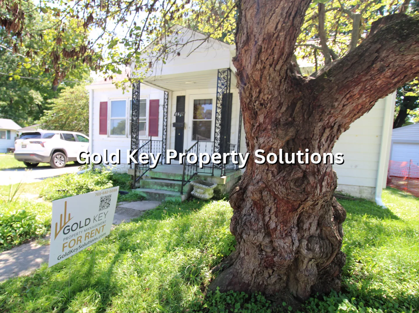 Large 4 Br 1.5 Ba House With Fenced Backyard. Section 8 Approved — Photo 2