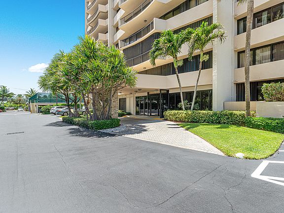 2nd image of 4200 N Ocean Drive #2-201