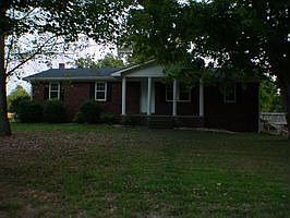 Home for Sale in Scottsville, Kentucky $79,900