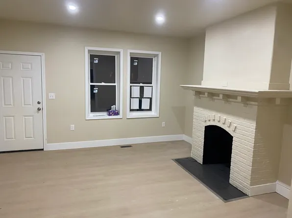 7 E Brown St, Norristown, PA 19401