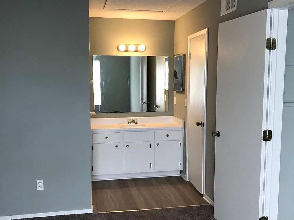 Bedroom Bathroom