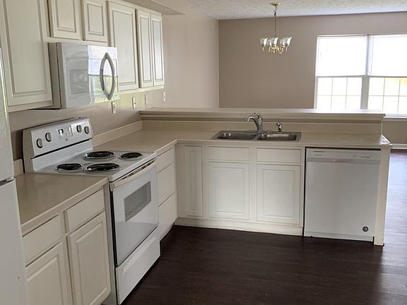 4th image of 24 Sonoma Ct