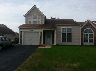 778 Stanford Ln, Carol Stream, IL 60188