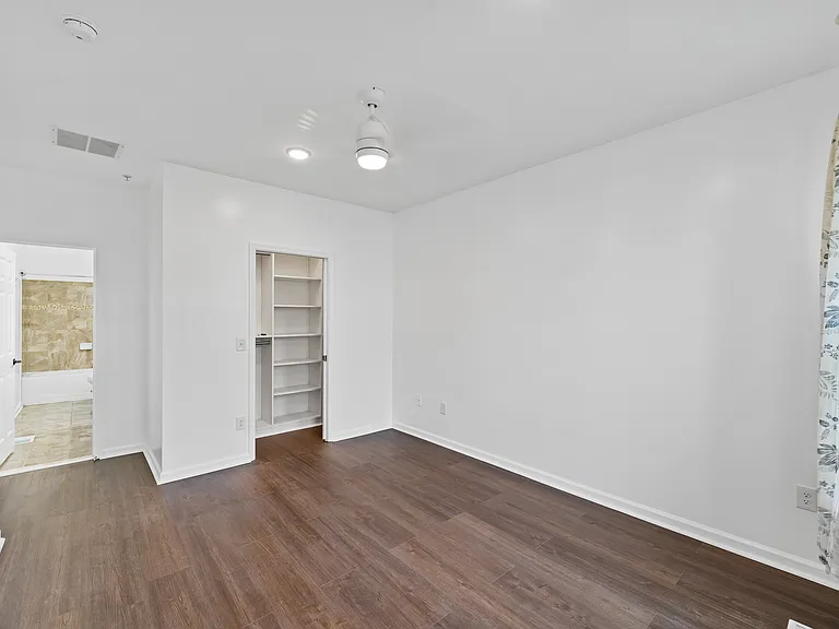 147 Wesmont Dr — Photo 16