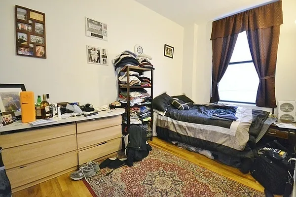 Rented by Bold New York | media 23