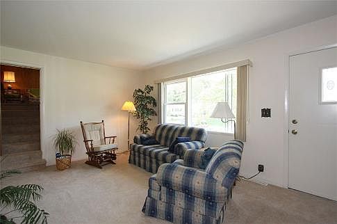 3rd image of 109 Northridge Dr