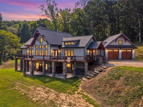 135 Chetola Ridge Dr, Taylorsville, NC 28681