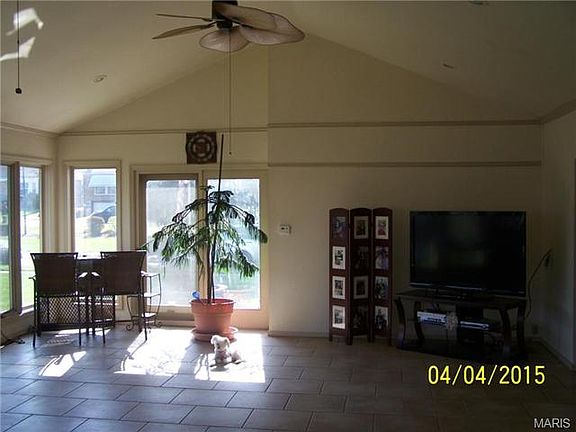 4th image of 601 Landor Ct