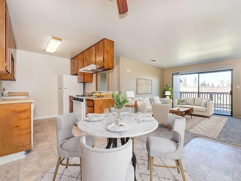 Stonebridge Apartments — Photo 10