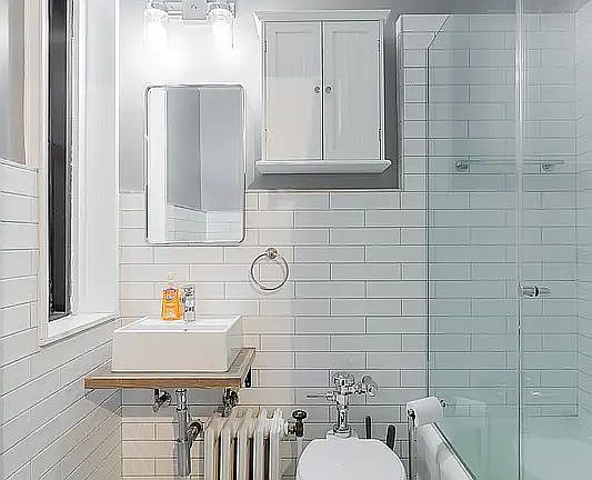 3rd image of 457 W 57th St #501
