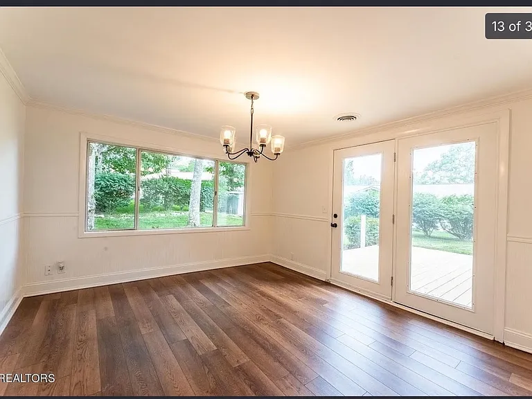 143 Fairhaven Dr — Photo 11