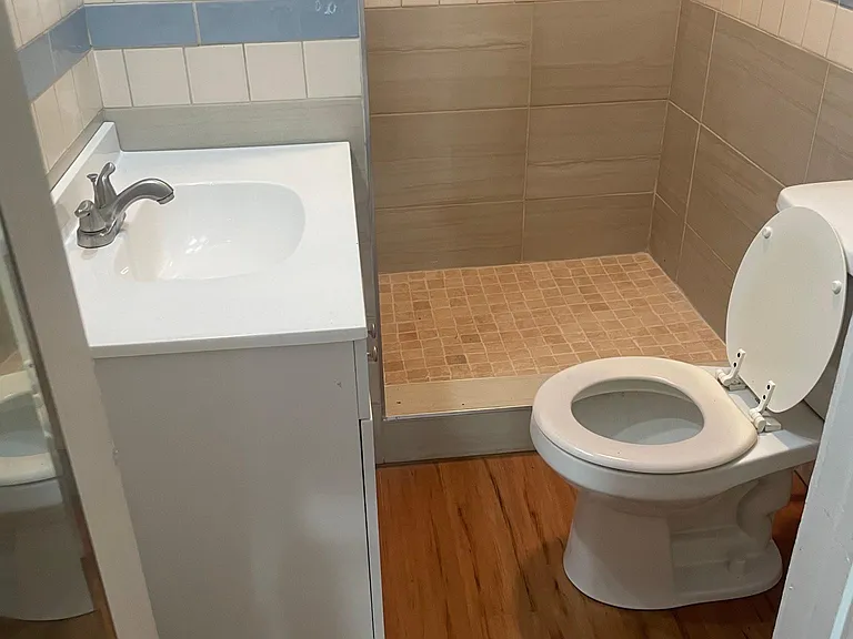 114 N Helme Pl #1 — Photo 23