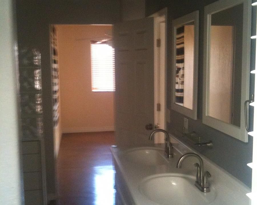 Bath1WithFamily/StudyRm