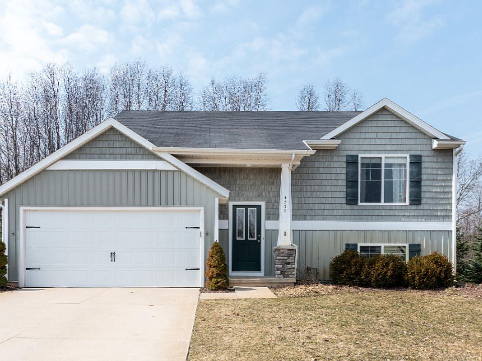 1st image of 4538 Greenmeadow Dr SE