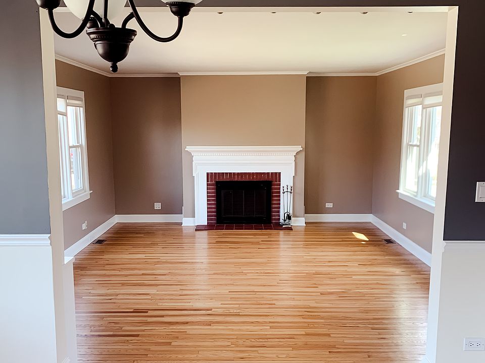 1st image of 415 E Wilson St #1