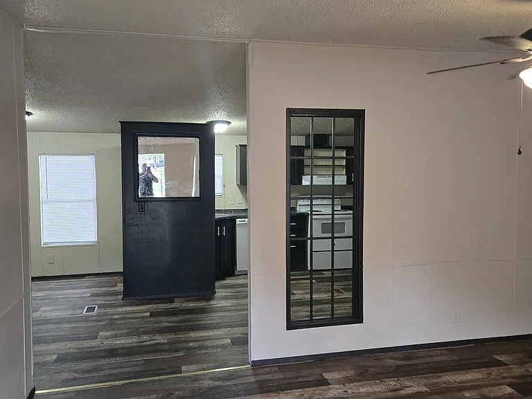 14 Emmanuel Ln — Photo 3