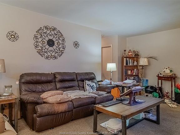 3rd image of 118 Riverview Dr #512