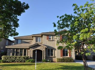 426 Carlye Cir, Corona, CA 92882