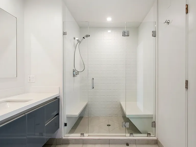1125 Kings Rd #Penthouse 7 — Photo 12