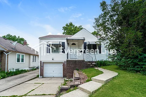 123 E Rosewood Ave Photo 1