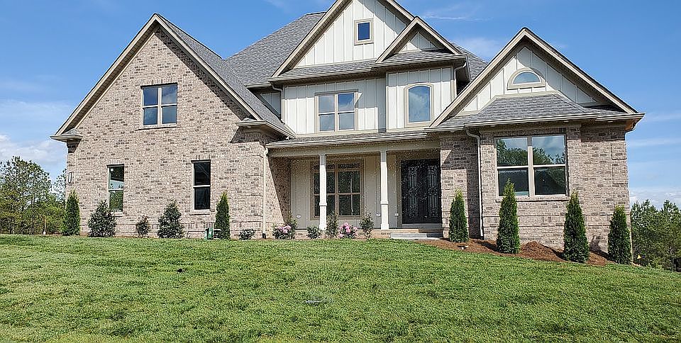 1st image of 757 River Bend Dr