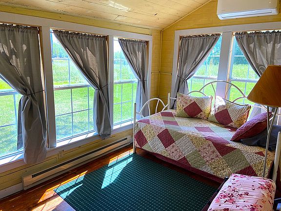 Daybed Room