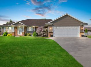 3469 Baywatch Dr, Green Bay, WI 54311