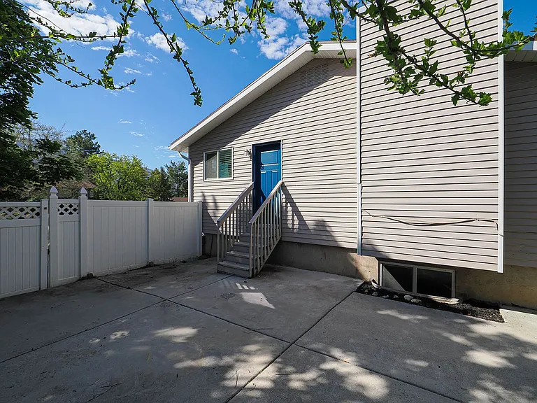 9062 S Daybreak Dr — Photo 27
