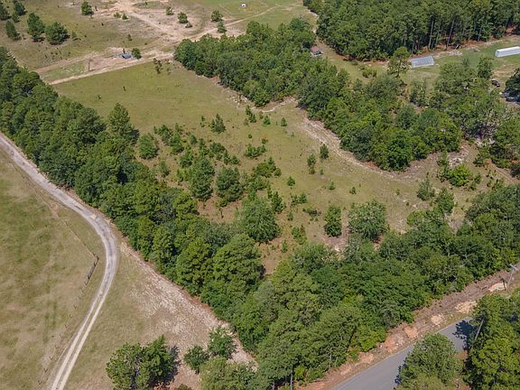 3rd image of 471 Bogeyville Rd