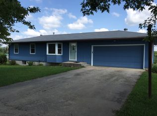 230 NW Capitol View Ter, Topeka, KS 66617