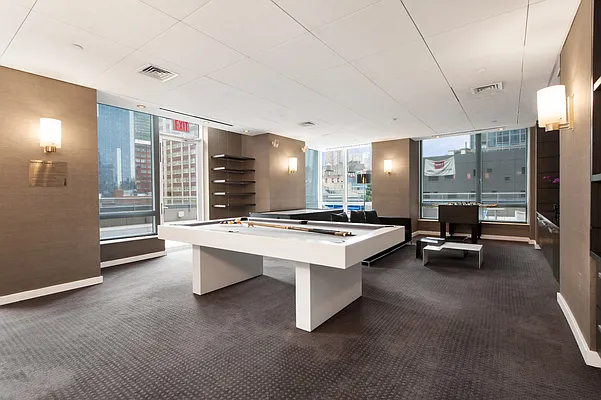 Rented by 212 Consulting Corp | media 34