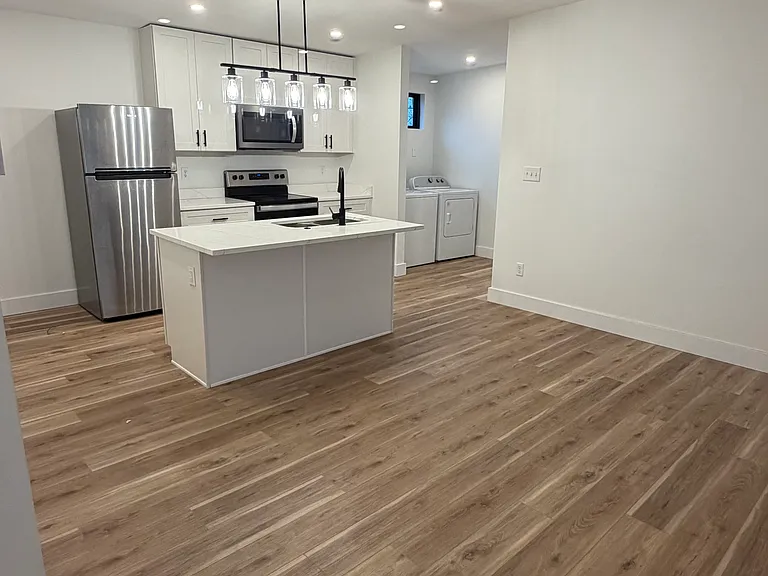1519 Woodlawn Ave #B — Photo 1