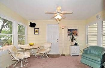 4th image of 430 Couch Ave