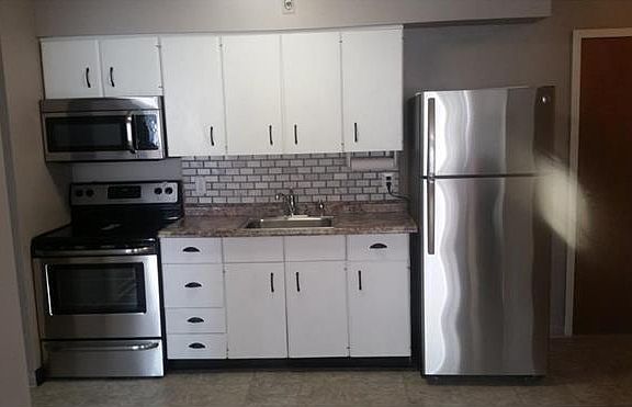 2nd image of 810 Blooming Grove Tpke #1-C