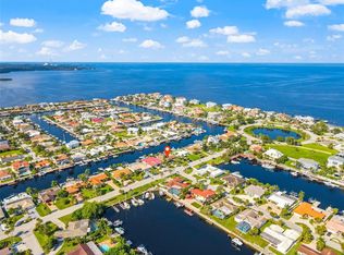 3248 Floramar Ter, New Port Richey, FL 34652