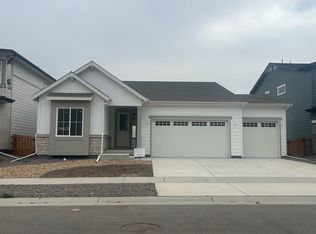 24464 E 34th Pl, Aurora, CO 80019