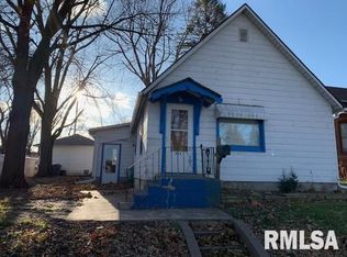 253 19th Pl, Clinton, IA 52732