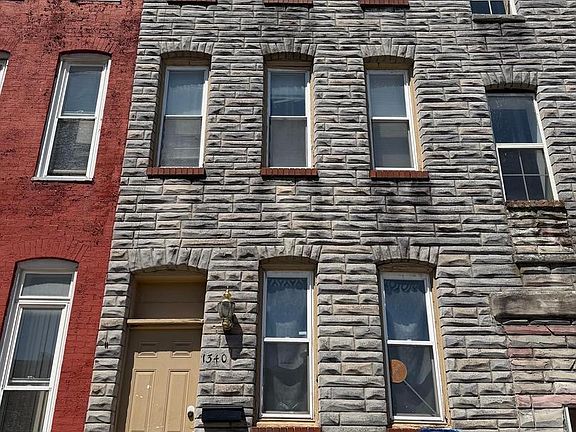 2nd image of 1340 N Fulton Ave