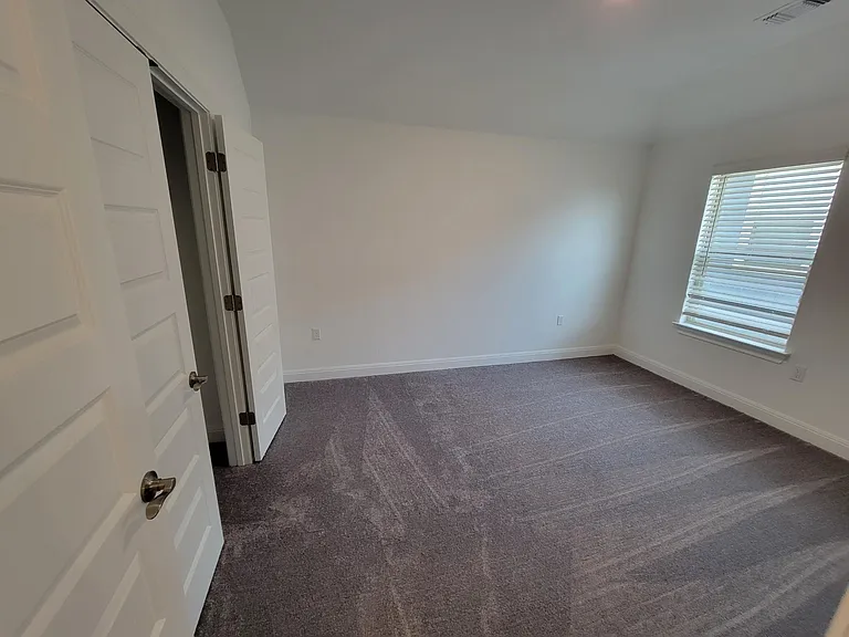 11011 Strawberry Roan Dr — Photo 27