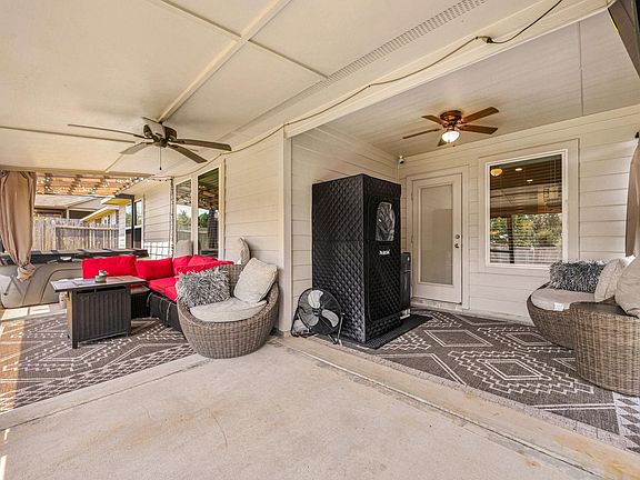 4th image of 12211 Azur Springs Ct