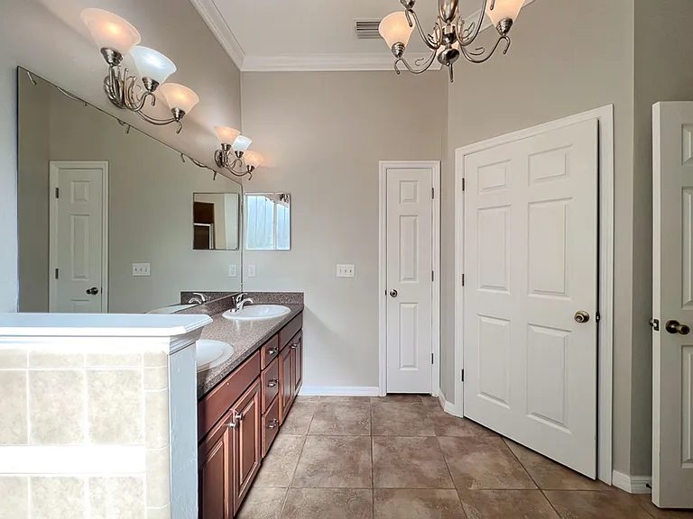 7509 SW 86th Way — Photo 19